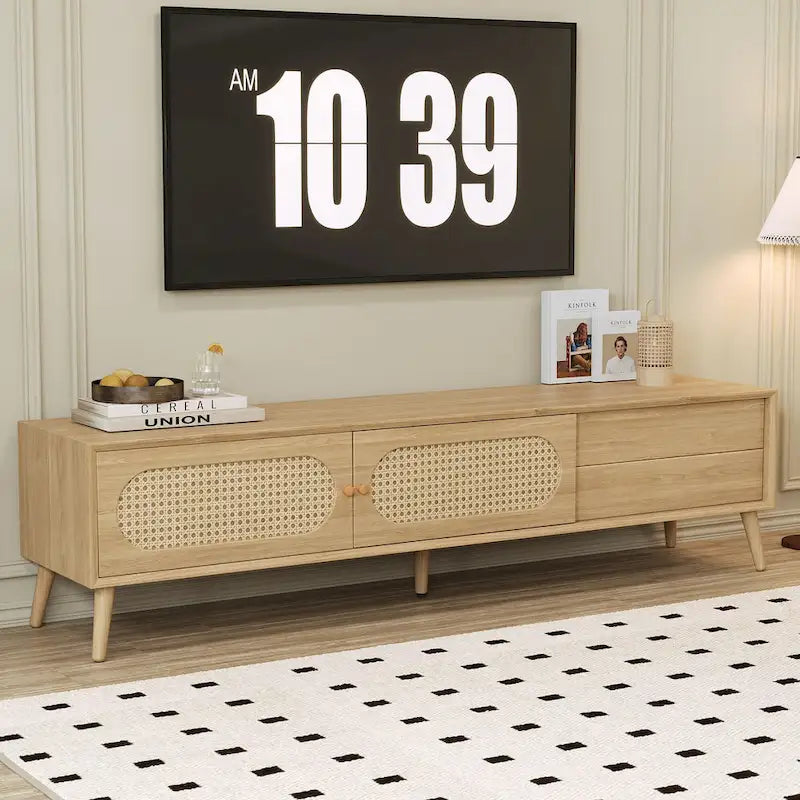 Mueble para TV de madera natural con puertas de ratán, 1 cajón, 2 armarios, apto para televisores de hasta 80", requiere montaje entre 2 personas