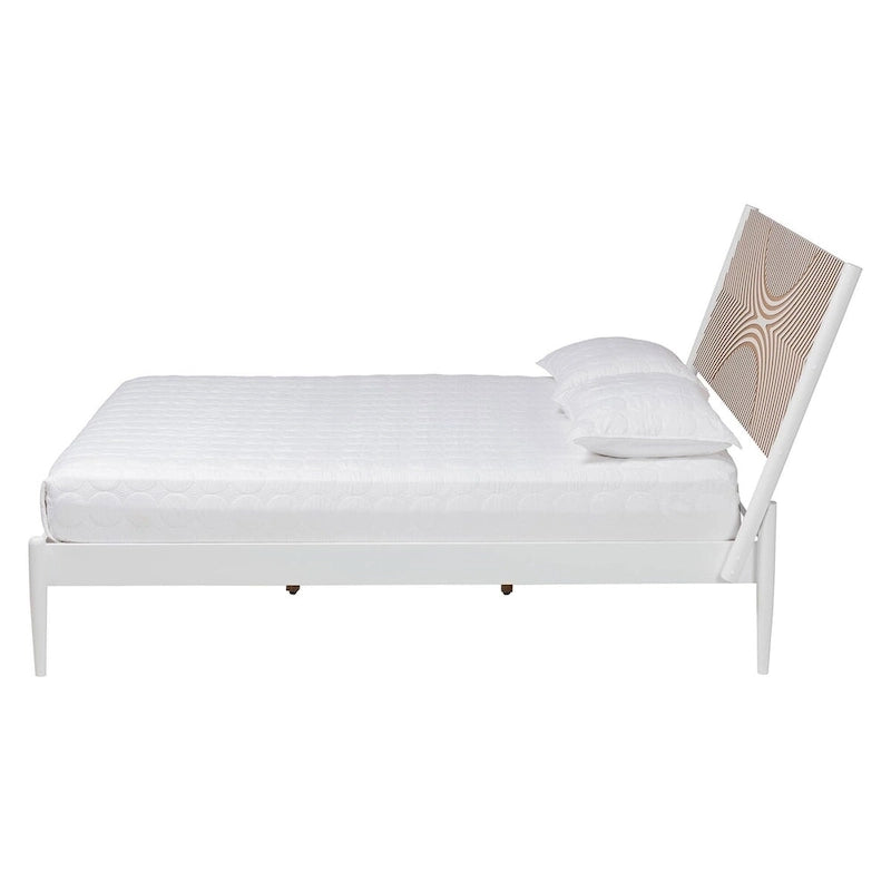 Cama de plataforma blanca / marrón natural con cabecero tallado, Queen y King