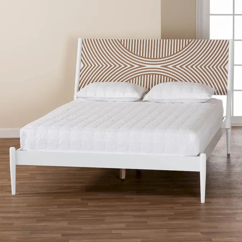 Cama de plataforma blanca / marrón natural con cabecero tallado, Queen y King