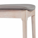 Silla de comedor Spindle Back marrón/negra, asiento de vinilo, capacidad para 1 persona, 226 kg de capacidad